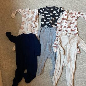 Lot of six old navy zip onesie footie PJs 6-9 month